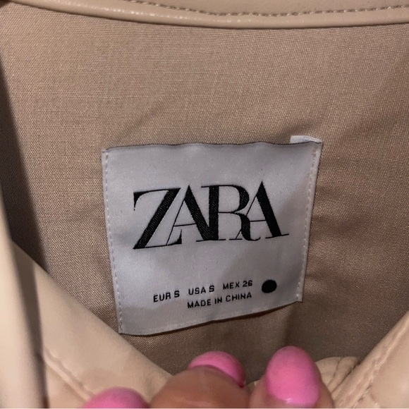 Zara | Faux Leather Cream Belted Button Down Shacket Size: Small - Picture 3 of 5